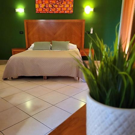 Hotel Federico II Castiglione De Sicilia Dış mekan fotoğraf