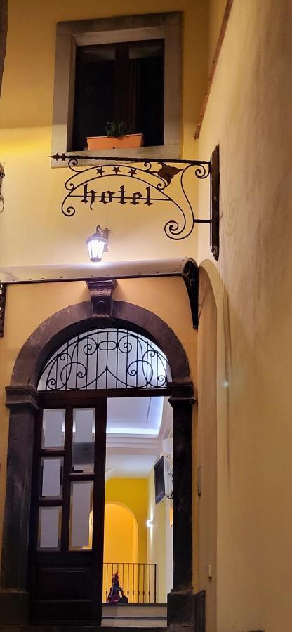 Hotel Federico II Castiglione De Sicilia Dış mekan fotoğraf