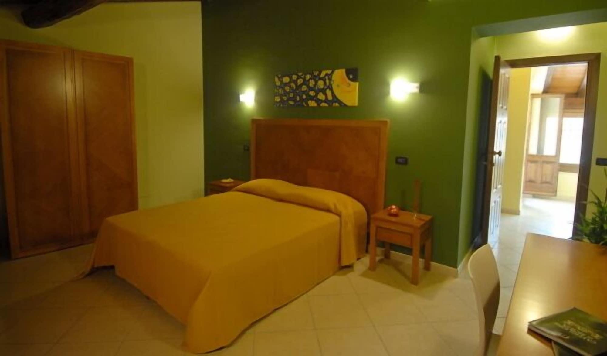 Hotel Federico II Castiglione De Sicilia Dış mekan fotoğraf