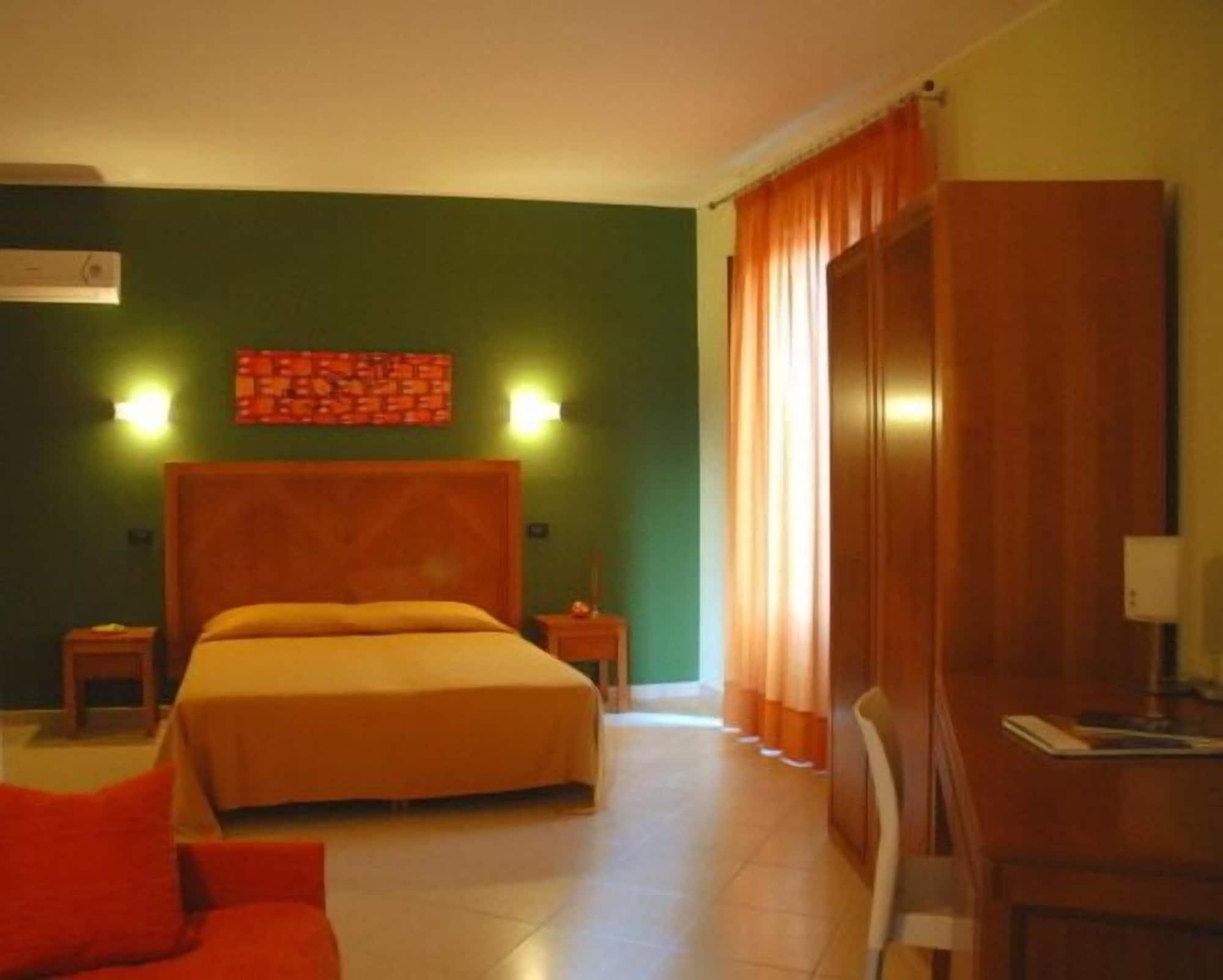 Hotel Federico II Castiglione De Sicilia Dış mekan fotoğraf
