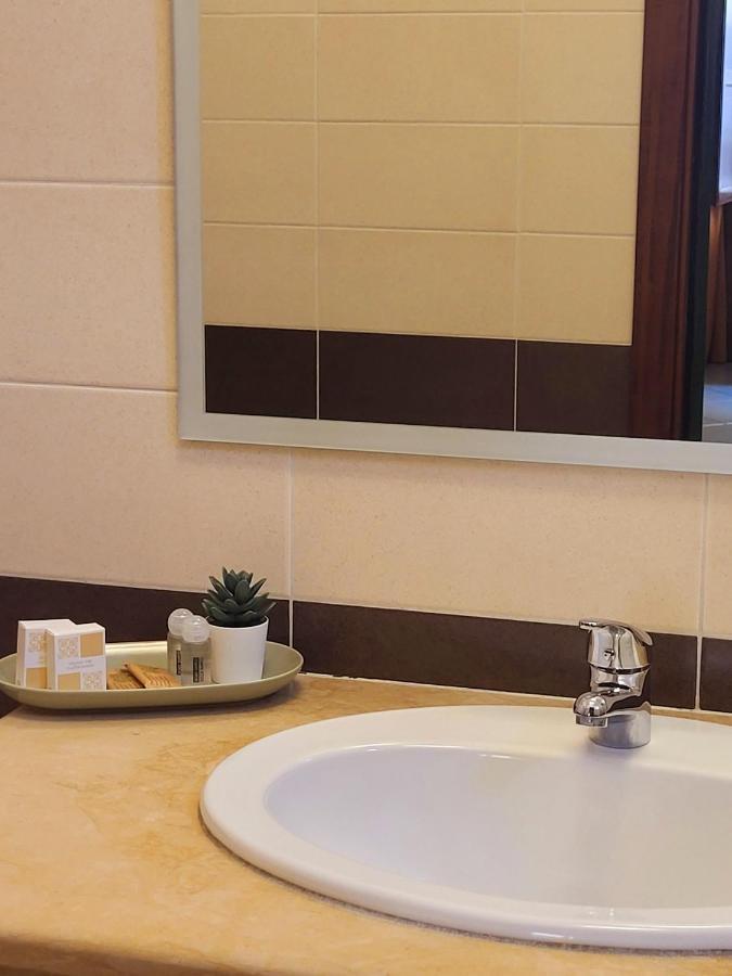 Hotel Federico II Castiglione De Sicilia Dış mekan fotoğraf
